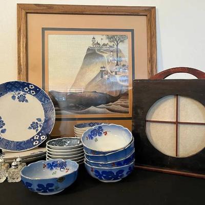 Ko307 lantern art and dishes