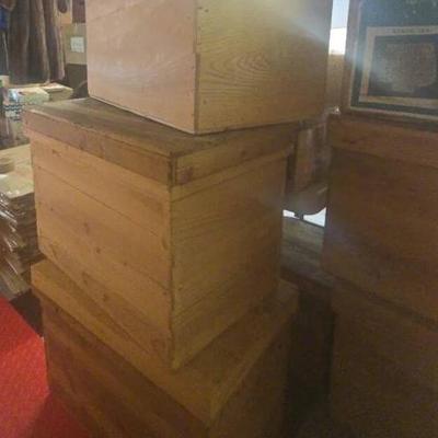 Ko277 vintage wooden boxes with metal lining