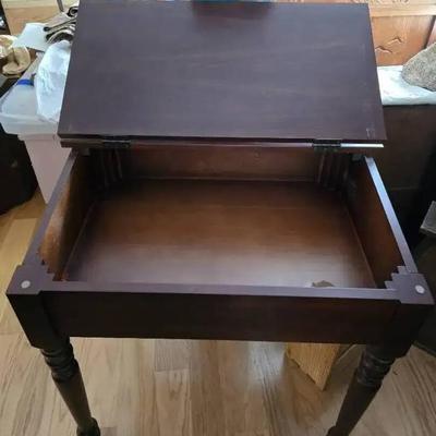 Ko301 bombay company writing desk