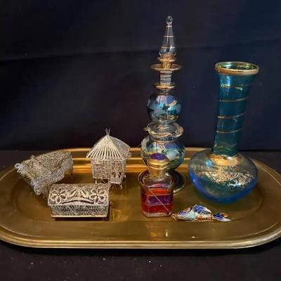 Ko215 small vintage treasures