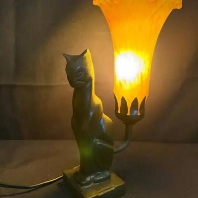 Ko167 vintage art deco cat lamp with tiffany style shade