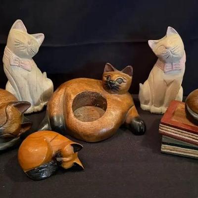 Ko179 vintage wood cat collection