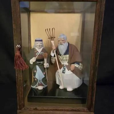 Ko228 vintage japanese kakota dolls in case