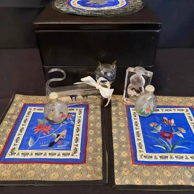 Ko220 vintage snuff bottles and more