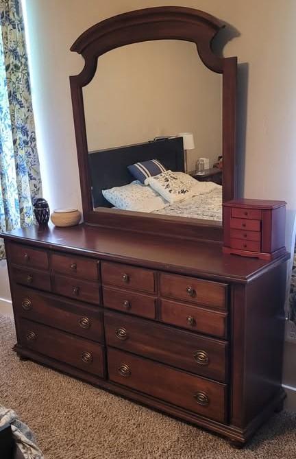 Sale Photo Thumbnail #20