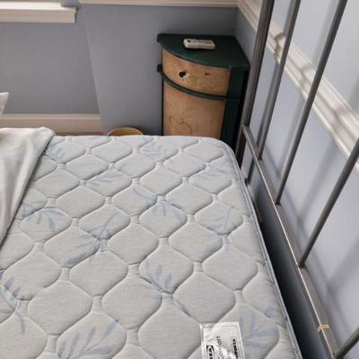 Sale Photo Thumbnail #101