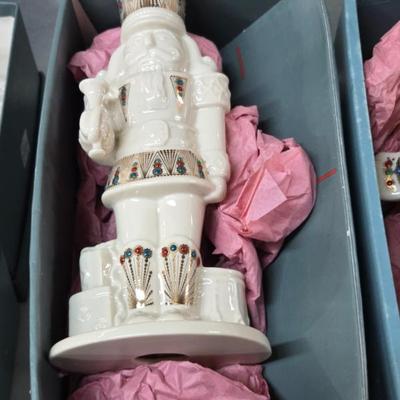 Sale Photo Thumbnail #369