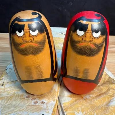 Daruma kokeshi dolls obi
