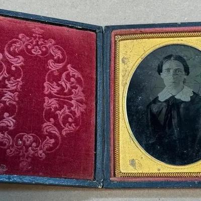 Daguerreotype or ambrotype
