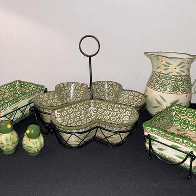 Temptations Service Pieces 