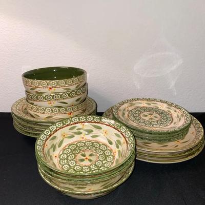 Old World By Temptations Dishes