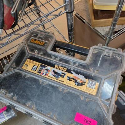 Sale Photo Thumbnail #318