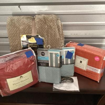 Sale Photo Thumbnail #206