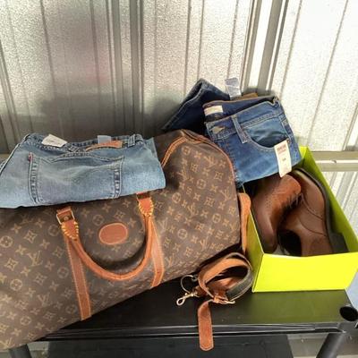 Sale Photo Thumbnail #266