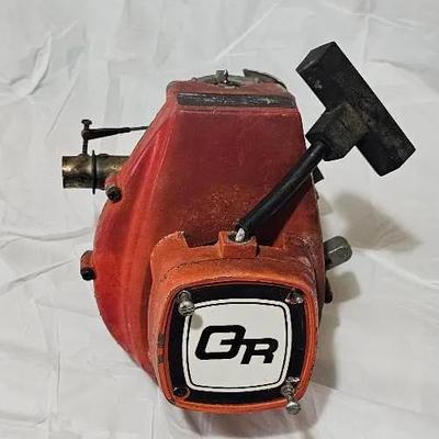 Vintage O&R (Ohlsson & Rice) compact engine Red