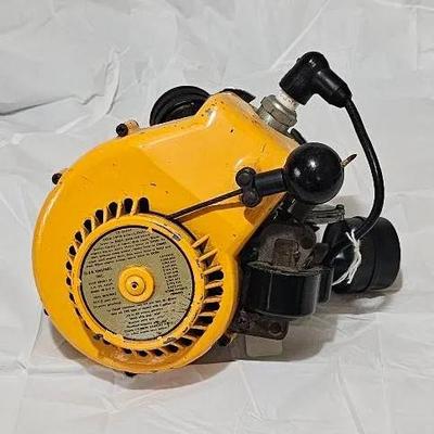 Vintage O&R (Ohlsson & Rice) compact two-stroke engine