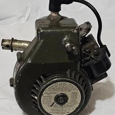 Vintage O&R (Ohlsson & Rice) green compact two-stroke engine