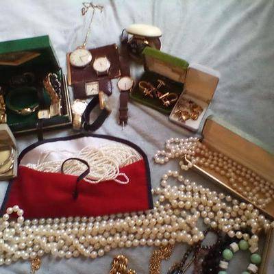 Sale Photo Thumbnail #104