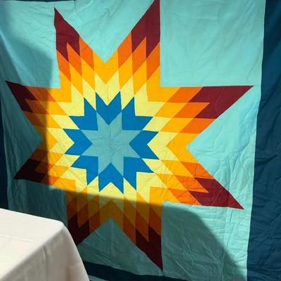 Star Pattern Quilt 