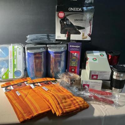 New Kitchen Goods Blendjet, Keurig, Rachel Ray