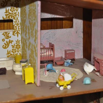 Sale Photo Thumbnail #190