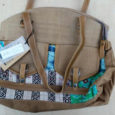 Sale Photo Thumbnail #1347