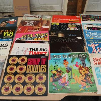 Sale Photo Thumbnail #252