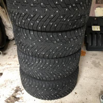 Four Nokian Hakkapeliitta Studded Tires, Size 275/40 R20 & Voxx Rims