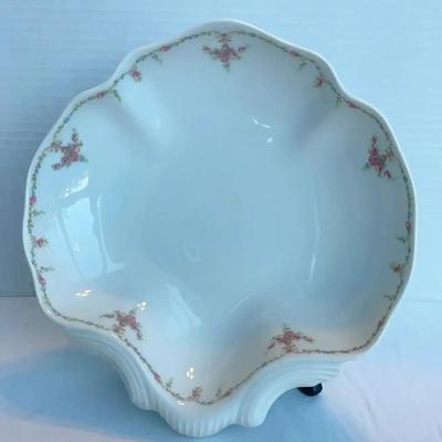 Limoges GDA Bonneval Shell Shaped Dish