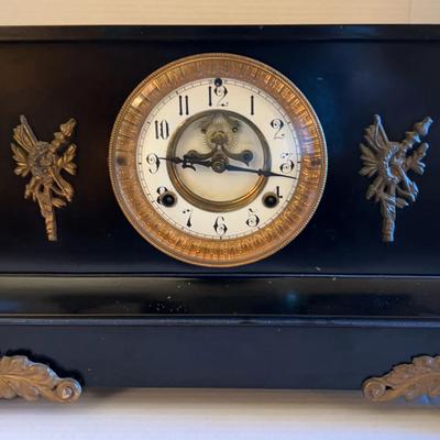 Vintage Mantel Clock