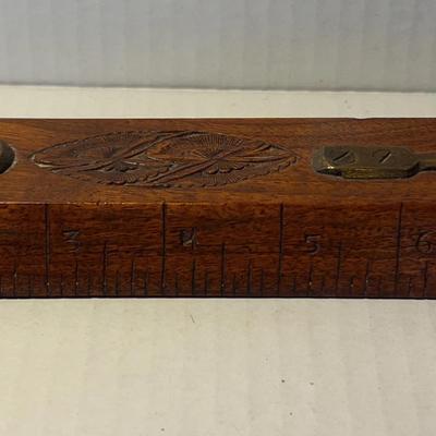 Middle Eastern Desk Companion