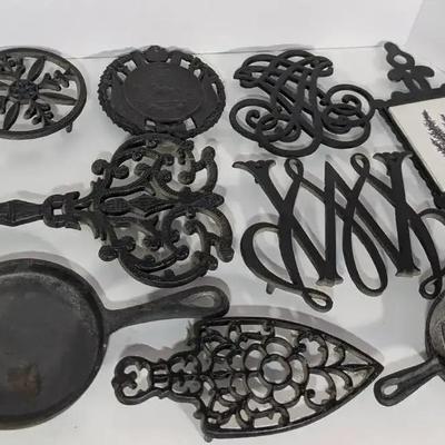 Cast Iron Trivets... Virginia Metalcrafters