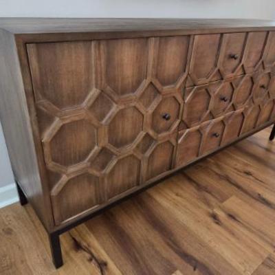 Sale Photo Thumbnail #135