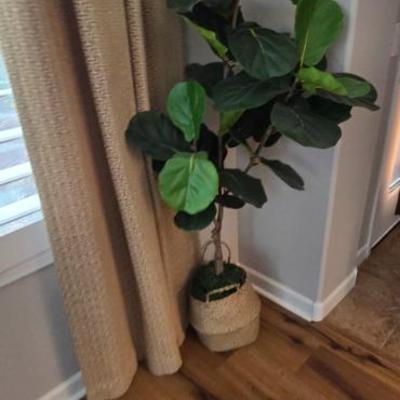 Sale Photo Thumbnail #133