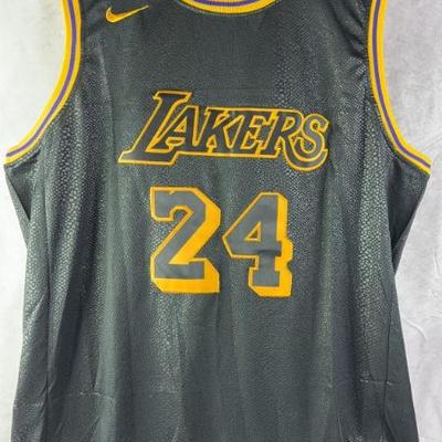 Sale Photo Thumbnail #238