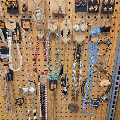 Sale Photo Thumbnail #74