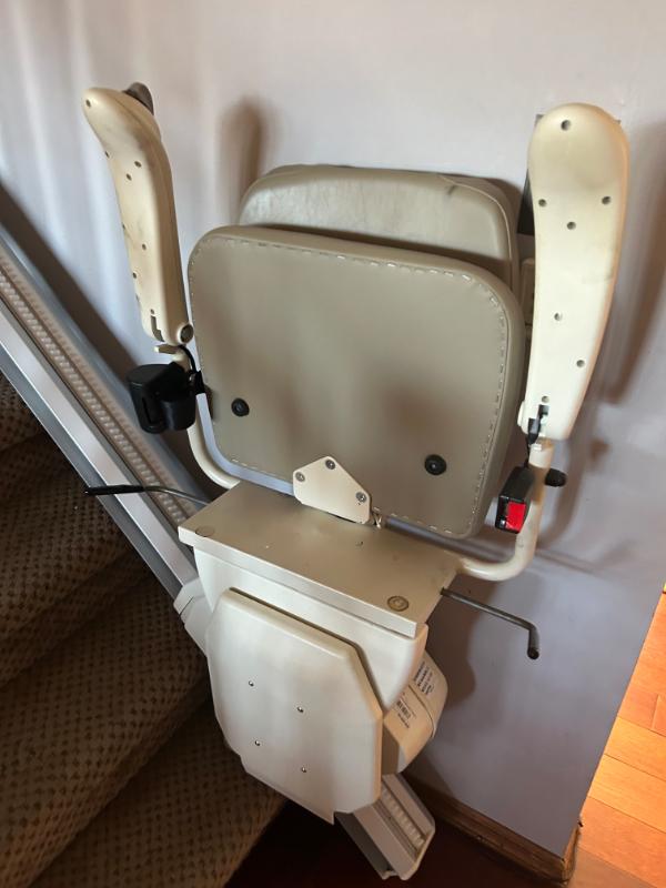 Sale Photo Thumbnail #9