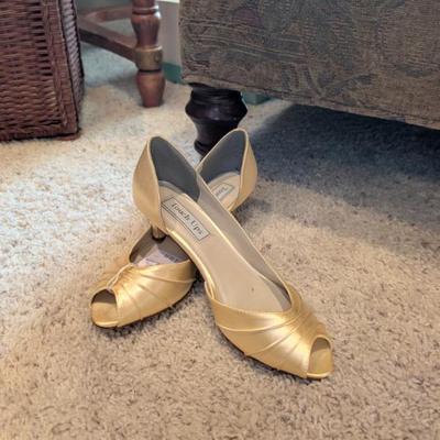 Sale Photo Thumbnail #225