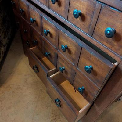 Sale Photo Thumbnail #664