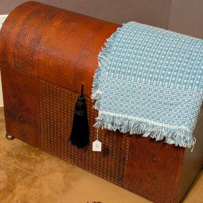 Sale Photo Thumbnail #897