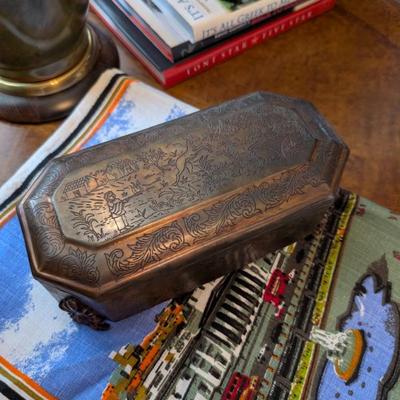 Sale Photo Thumbnail #681