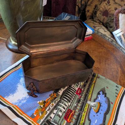 Sale Photo Thumbnail #682