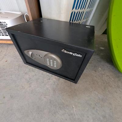 Sale Photo Thumbnail #945