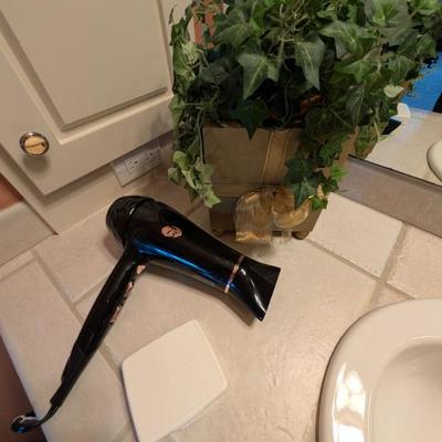 Sale Photo Thumbnail #656