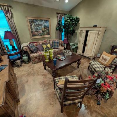 Sale Photo Thumbnail #881