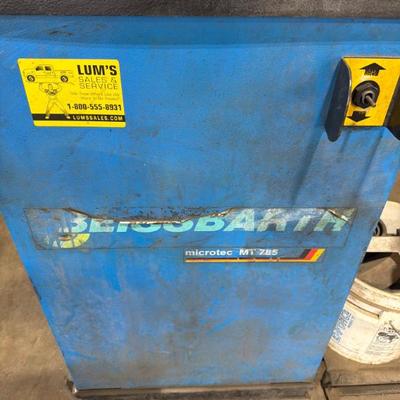 Sale Photo Thumbnail #645