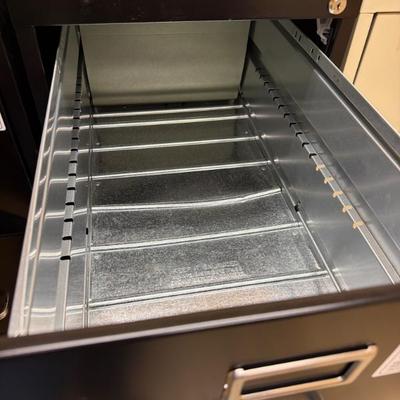 Sale Photo Thumbnail #582