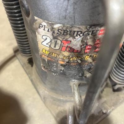 Sale Photo Thumbnail #286