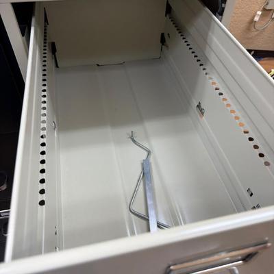 Sale Photo Thumbnail #588