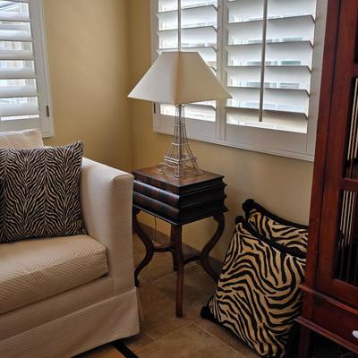 Sale Photo Thumbnail #132